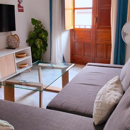Apartamento En Sevilla Centro Con Vistas A La Plaza Alameda De Hercules - Hasta 6 Personas Exterior photo
