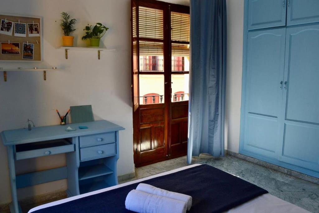 Apartamento En Sevilla Centro Con Vistas A La Plaza Alameda De Hercules - Hasta 6 Personas Exterior photo